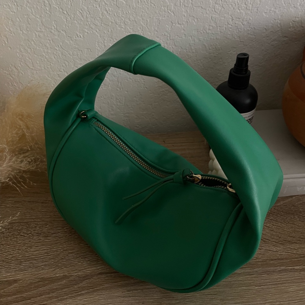 Green hand bag purse